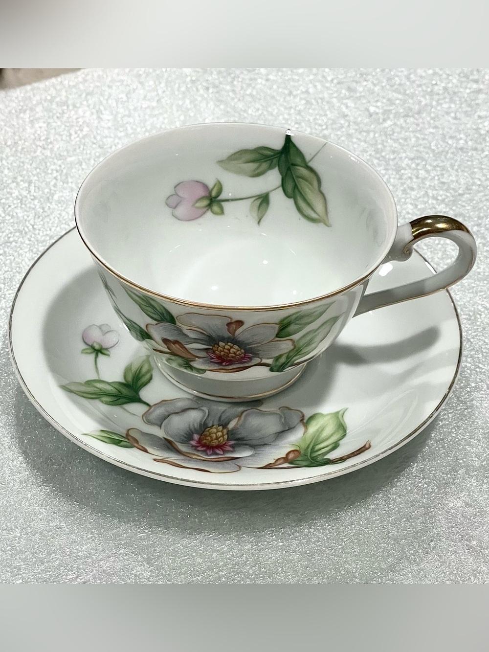 Roselyn Japan “Dogwood” Vintage Fine Bone China Teacup & Saucer Set | EUC